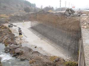 Menfez Çalışmaları Devam Ediyor