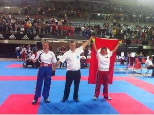 Dünya Kick Boks Şampiyonasında İlk Altın Selcan Tanrıverdiden
