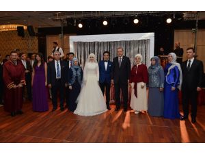 Cumhurbaşkanı Erdoğan Nikah Şahitliği Yaptı