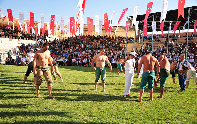 43. Geleneksel Eshab-ı Kehf Karakucak Kültür Ve Güreş Festivali Yapıldı
