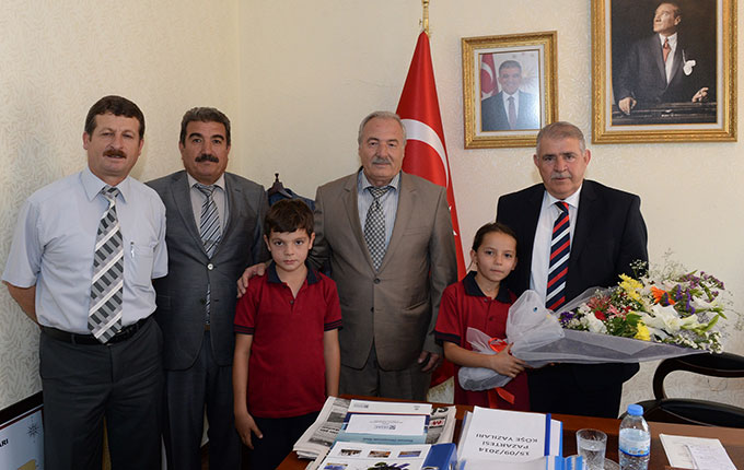 Sevinçlerini Başkan Mahçiçek’le Paylaştılar