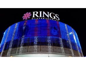 Sancaktepenin İlk Avmsi Açıldı