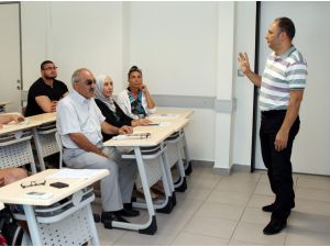 Aniden Kararan Dünyasını Yeniden Aydınlatacak