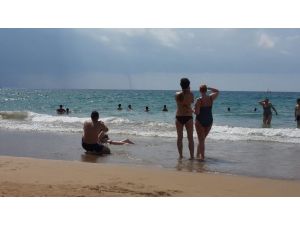 Alanyada Turistlerin Hortum Keyfi