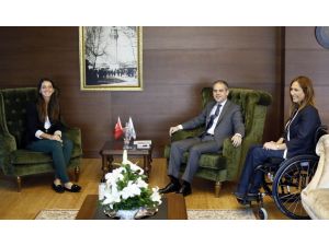 Bakan Çağatay Kılıç, Tenisçi İpek Soyluyu Kabul Etti