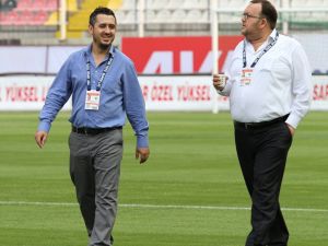 Akhisar Belediyespor 1 Puana Sevindi