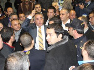 Ankaragücü Olağanüstü Genel Kurulunda Gerginlik