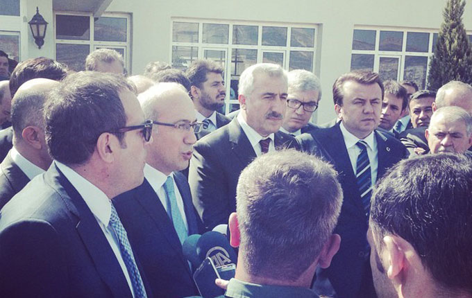 Ulaştırma Bakanı Havalanına İndi