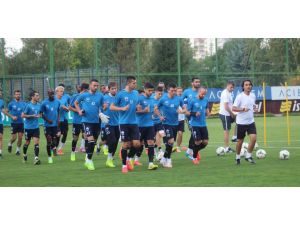 Erciyesspor, Aksihar Belediyespor’a Bileniyor