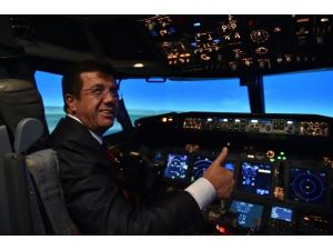 Bakan Memleketine Kendi Uçtu