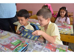 Bir Fotoğraf Bir Mutlu Çocuk Projesi