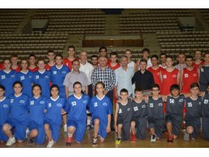 Basketbolda Kuralar Çekildi