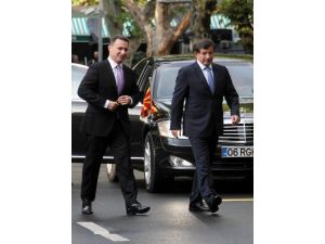 Makedon Başbakanı Resmi Törenle Karşıladı