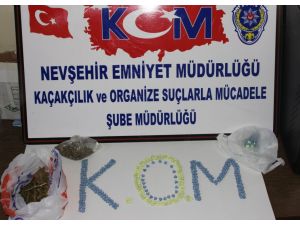 Nevşehir’de 3 Kilo Esrar Ve 336 Adet Uyuşturucu Hap Ele Geçirildi