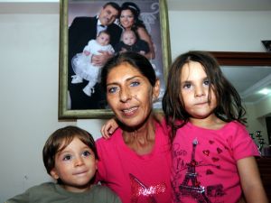 4 Yaşındaki İkizlerin Milyonluk Borçları Var