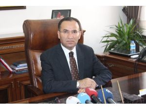 Adalet Bakanı’na Hasta Tutuklular Sorusu