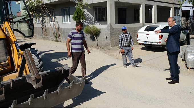 Okay, Kilit Parke Döşeme Çalışmalarını İnceledi