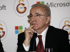 Futbolcularla Görüştü