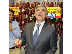 Gül, Esnafı Ziyaret Edip Pastırma Yedi