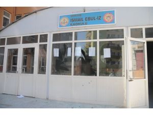 Cizre’de Saldırıya Uğrayan Okullarda Eğitim Verilemiyor