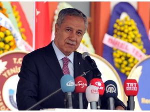 Arınç’a Özür Dileten Olay
