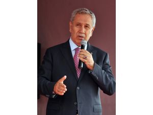 Arınç: Onları Bir Şekilde Işidin Elinden Çekip Kurtarmak İstiyoruz