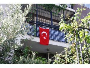 Konsolosluk Polisinin Evinde Büyük Sevinç