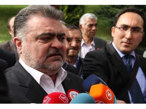 Ahmet Özal’dan Siyasete Dönüş Sinyali