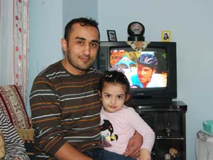 Ak; ‘Anne sevgisi, baba disiplini şart’