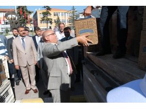 Turhal’dan Suriyeye Gıda Yardımı