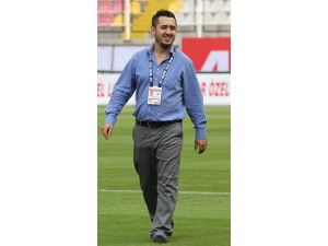 Akhisar Belediyespor Kadrosuna Güveniyor