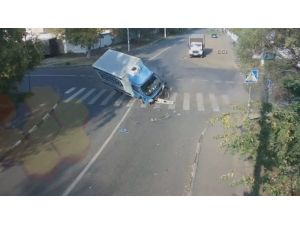 Bu Kazada Burnu Bile Kanamadı