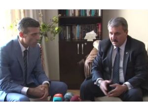 Musul Başkonsolosunu Evinde Ziyaret Etti
