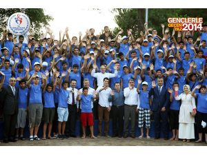 Gençlerle Geçen Yaz 2014