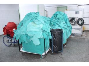 Hastalar Balkanların En Büyük Hastanesinden Şikayetçi