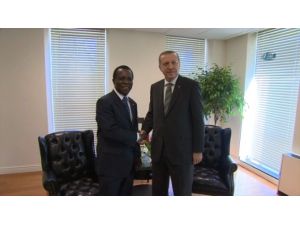 Erdoğan İkili Görüşmelerini Sürdürdü