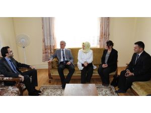 Vali Ataklıdan Musul’da Rehin Alınan Konsolos Yardımcısına Ziyaret