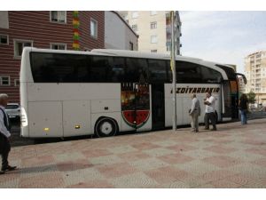 Diyarbakır’dan Bin Kişi Suruç’a Gitti