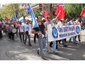 Mersinde Öğretmenler İş Bıraktı