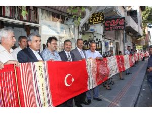 Dünyanın En Uzun Kilimi Erdoğan’ı Bekliyor