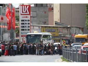 Suruça Gitmek İsteyen Hdpliler Ve Polis Arasında Gerginlik