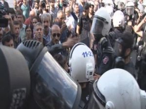 Hdp’liler Ve Polis Arasında Gerginlik