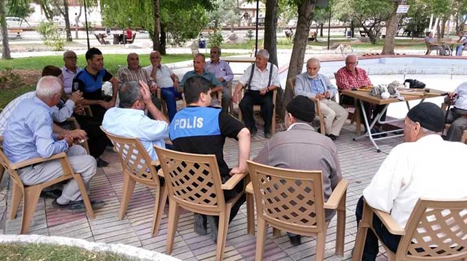 Toplum Destekli Polisler Huzur Toplantılarını Sürdürüyor