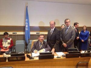 Bakan Güllüce Minamata Sözleşmesi’ne İmza Attı