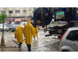 Hatay’da Sağanak Hayatı Olumsuz Etkiledi