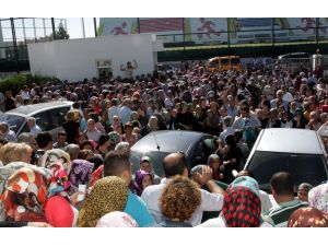 9 Aylık Temizlik İşinin Kura Çekiminde İzdiham Yaşandı