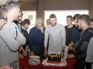 Mustafa Yumluya Sürpriz Doğum Günü