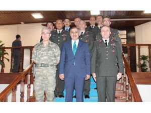 62 Milyonluk Uyuşturucu Yakalayan Jandarmaya Başarı Belgesi
