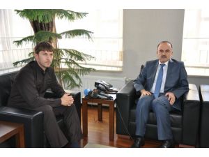 Çeçenistan Başbakanından Vali Erol’a Ziyaret