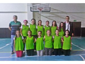 Basketbol Takımları Sezonu Başarı Hedefiyle Açtı